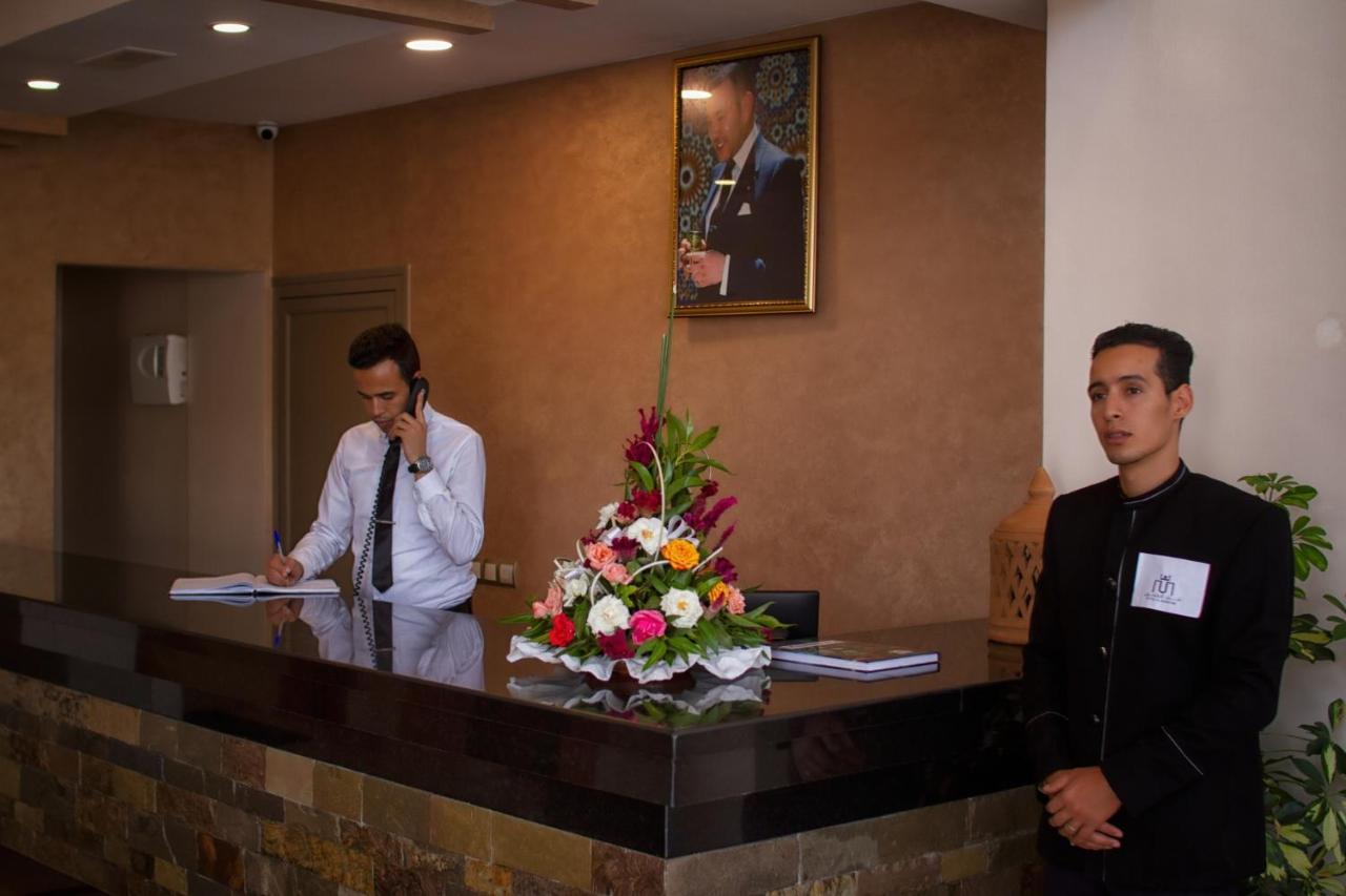Hotel Al Mamoun Insgane Extérieur photo